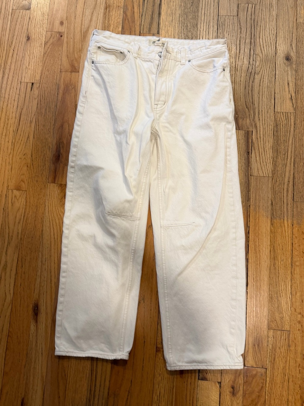 Madewell The Darted Barrel-Leg Jean - Picture 6 of 8